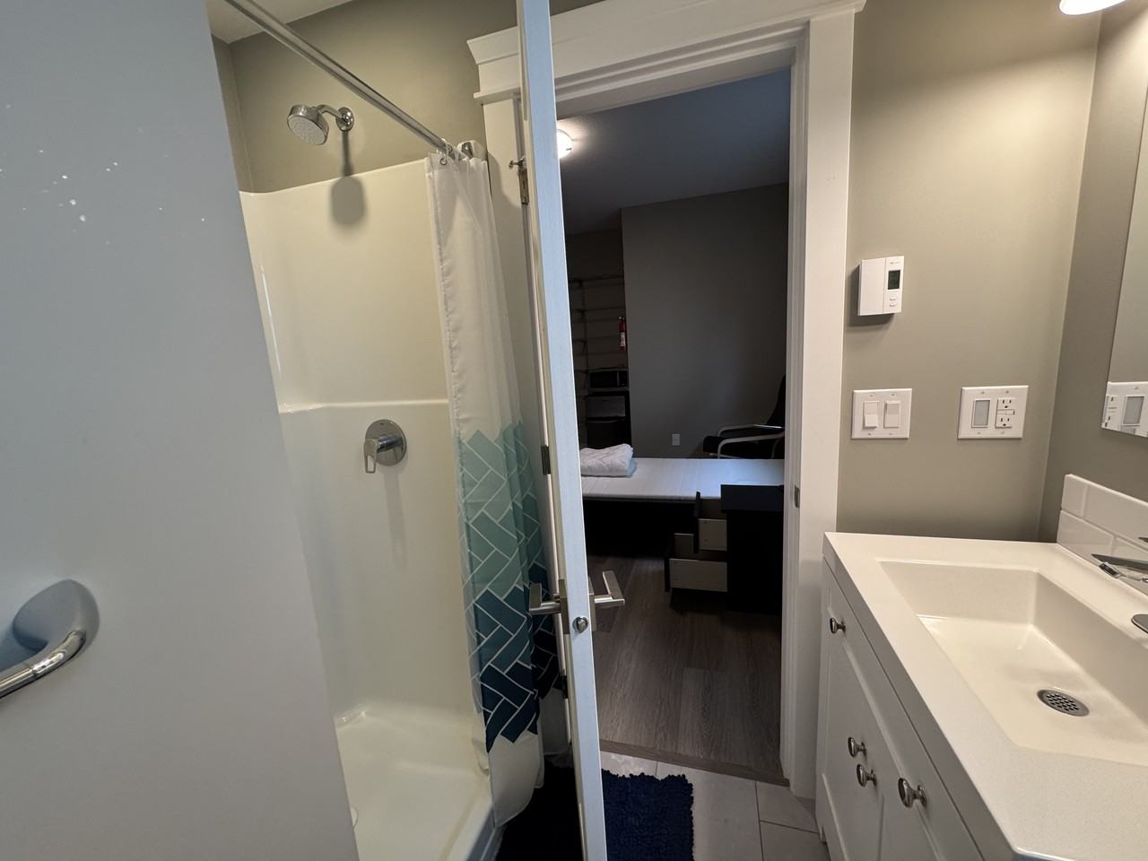 643 Lambert Ave #2 - Photo 7 of 9