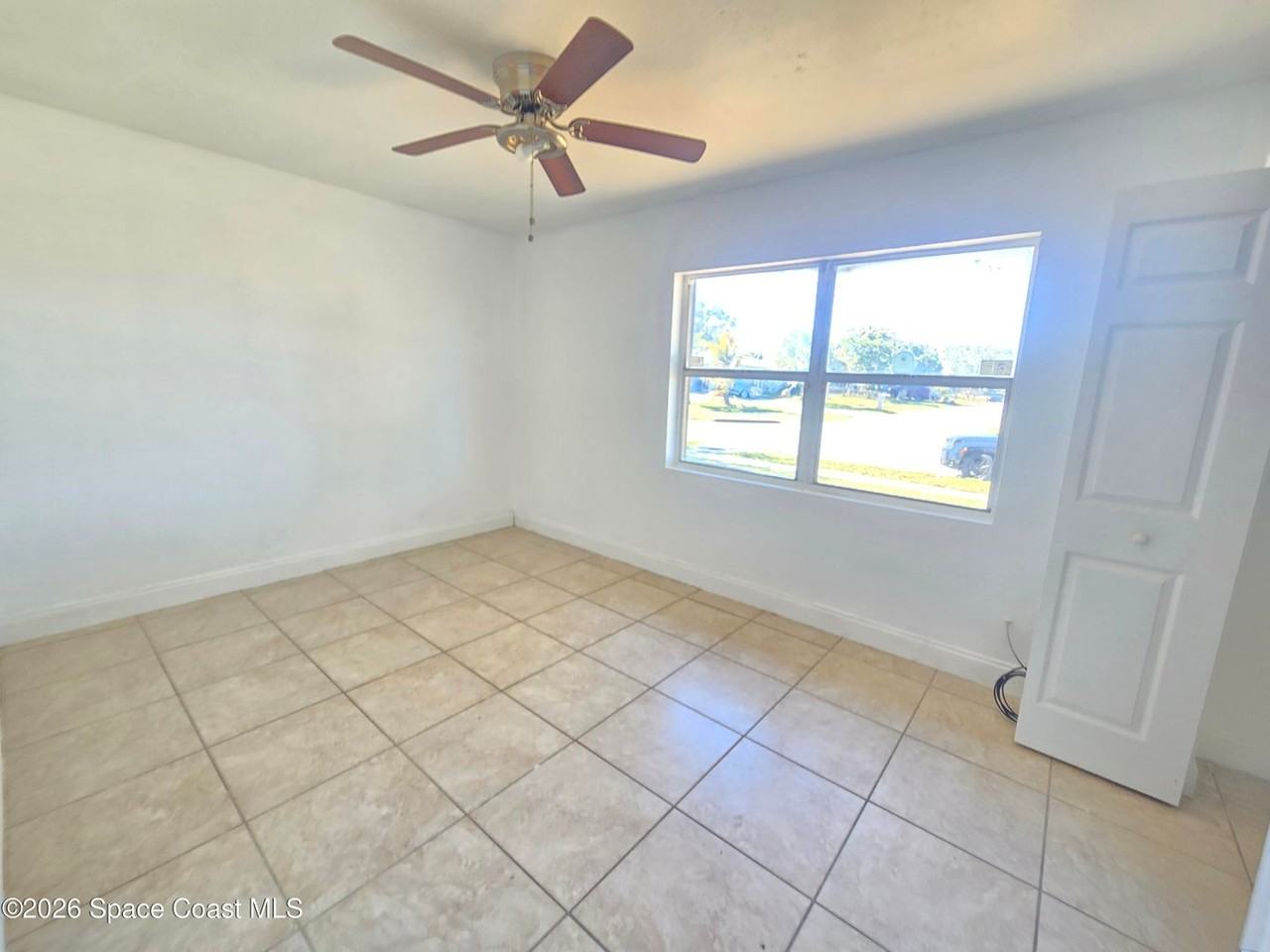 771 Onyx Dr Ne #1 - Photo 7 of 9