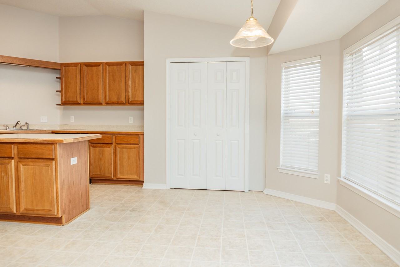 230 Trish Dr #1 - Photo 6 of 31