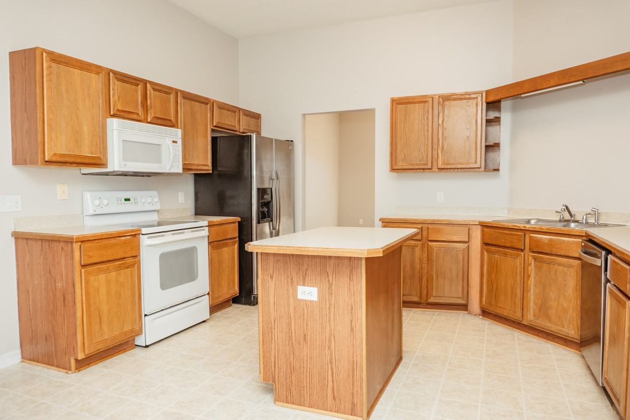 230 Trish Dr #1 - Photo 7 of 31