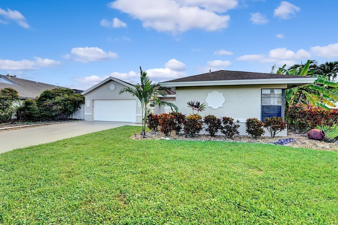 11885 Sunchase Ct - Photo 7 of 30