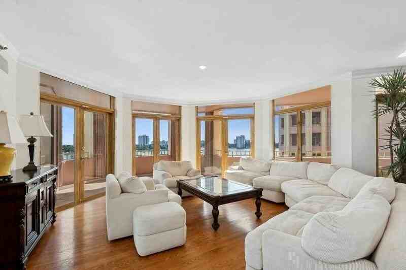 300 Se 5th Ave #6010 - Photo 2 of 34