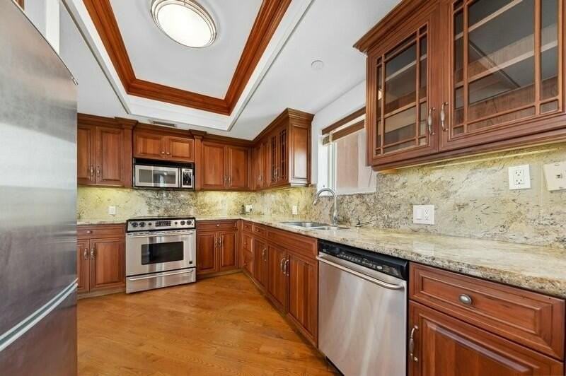 300 Se 5th Ave #6010 - Photo 6 of 34