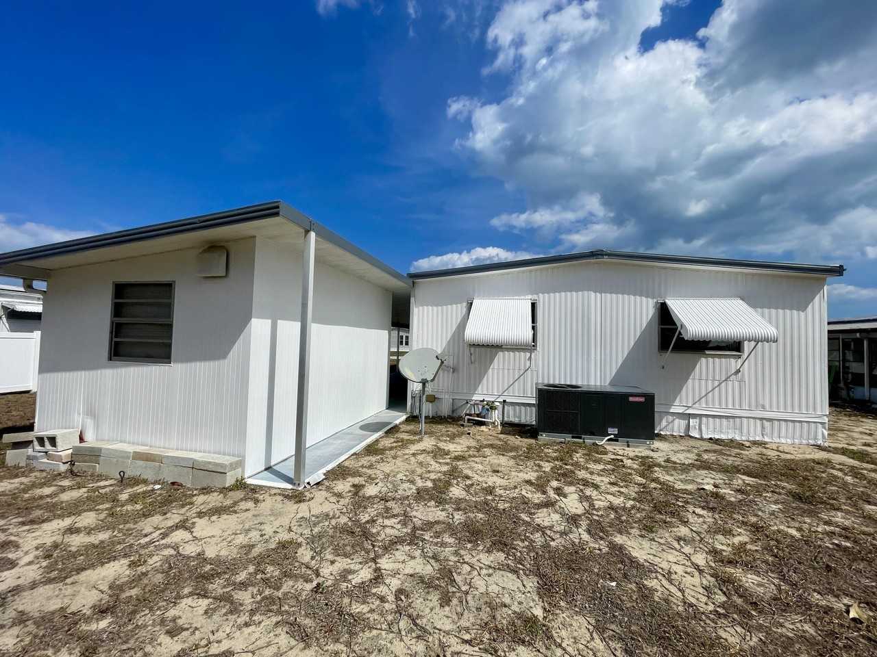 7508 Se Swan Ave - Photo 6 of 21