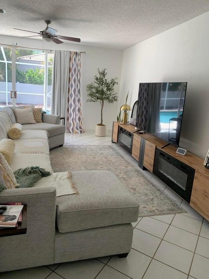 2087 Chagall Cir - Photo 5 of 25