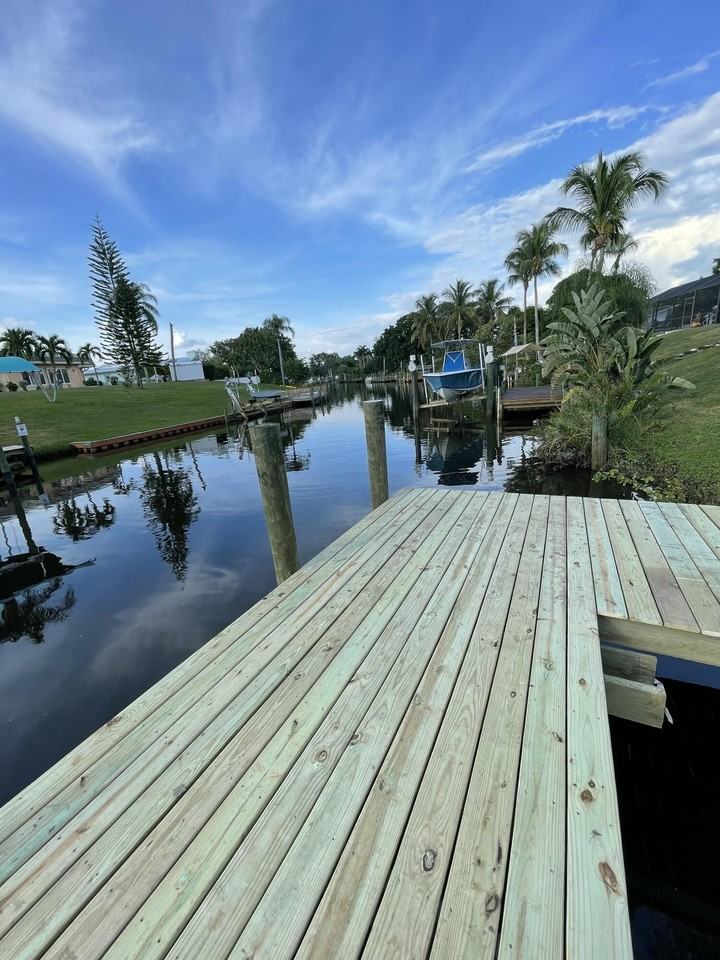 808 Se Degan Dr - Photo 5 of 21