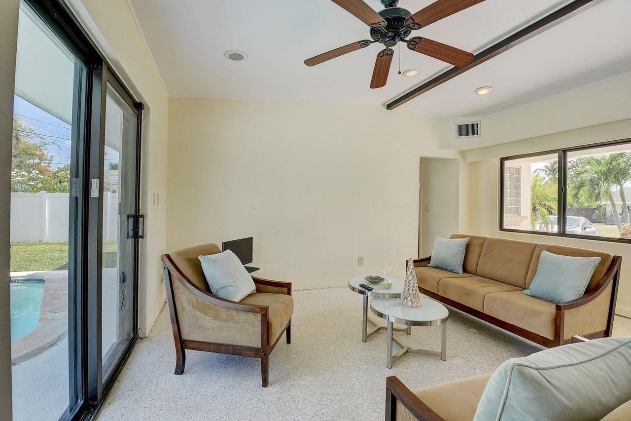 64 Sw 9th Ave - Photo 5 of 15