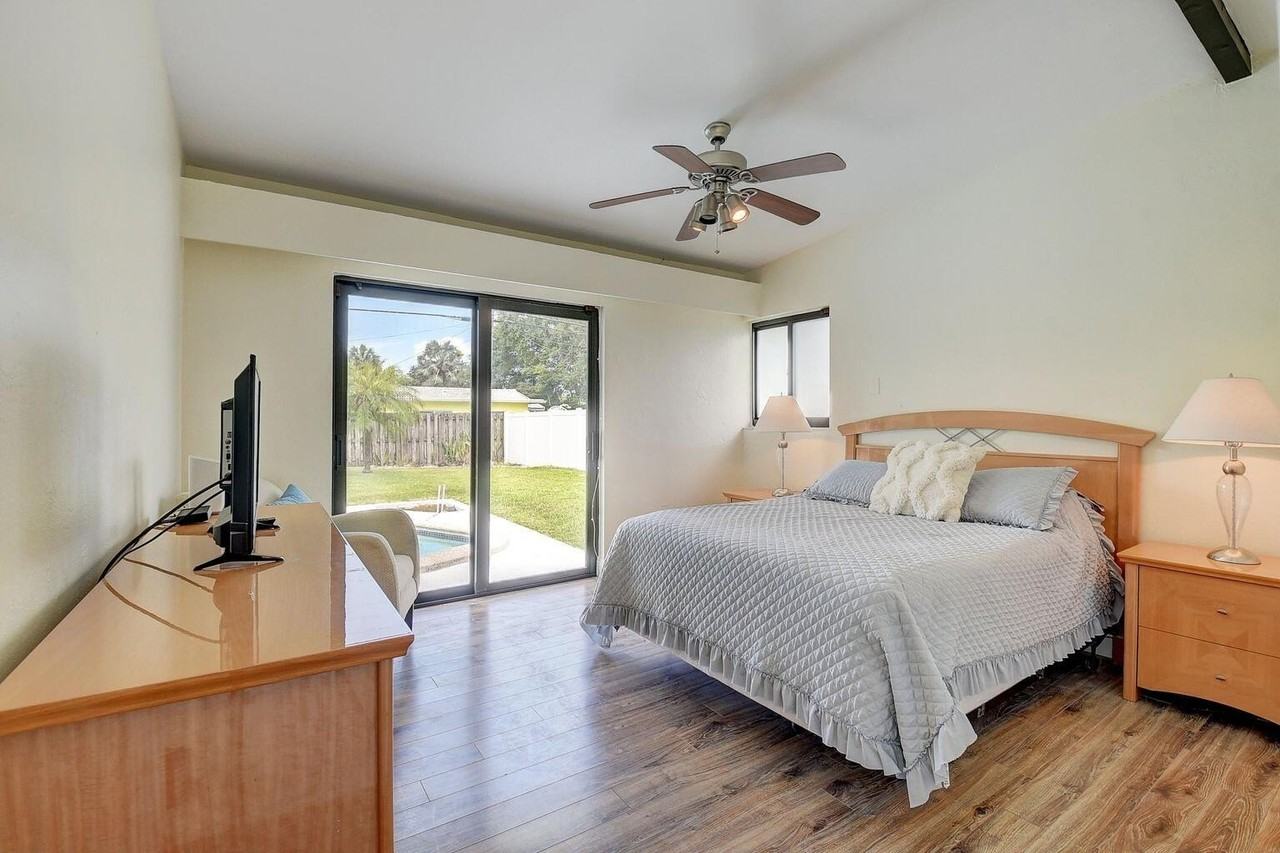 64 Sw 9th Ave - Photo 6 of 15