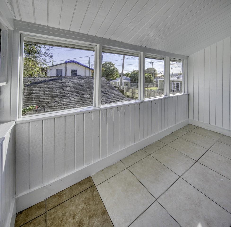 225 S K St #2 - Photo 2 of 9