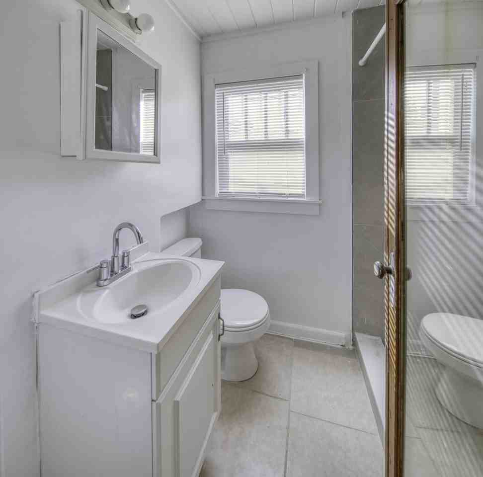 225 S K St #2 - Photo 5 of 9