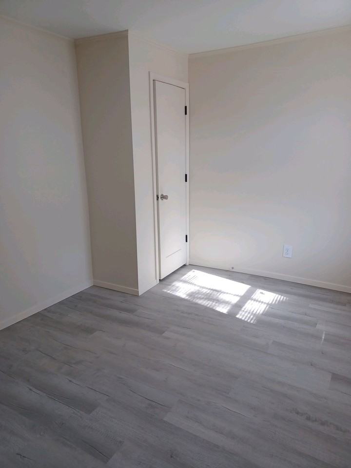 1403 Lincoln Ave #1 - Photo 5 of 5