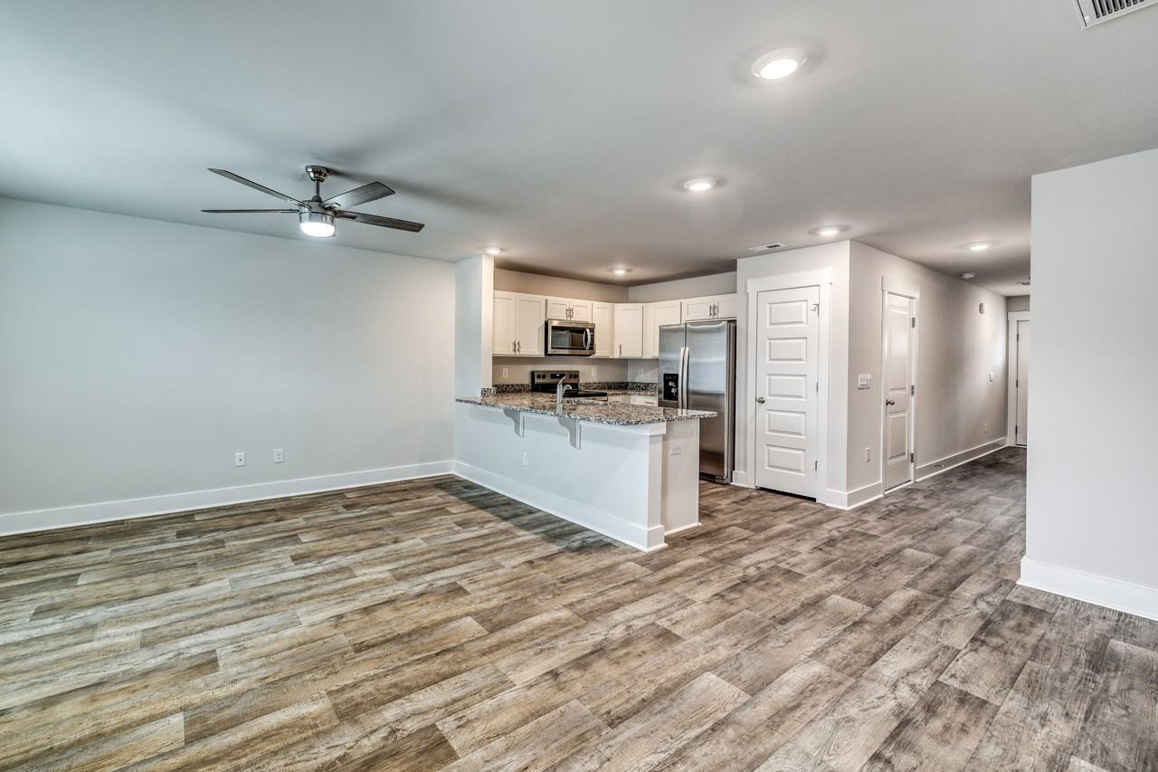 103 S Grassland Rd #1 - Photo 3 of 42