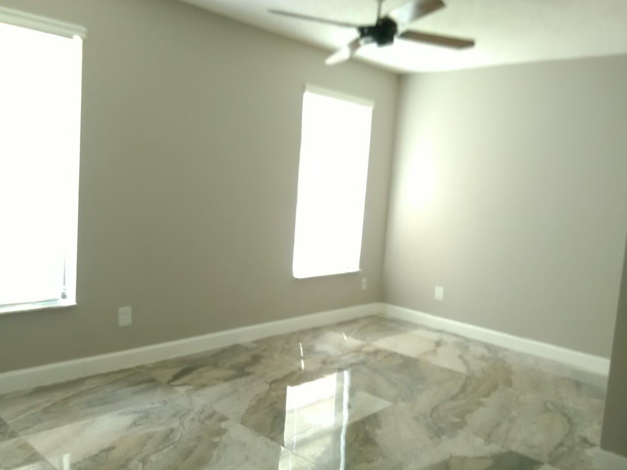 2321 Ida Way - Photo 3 of 21