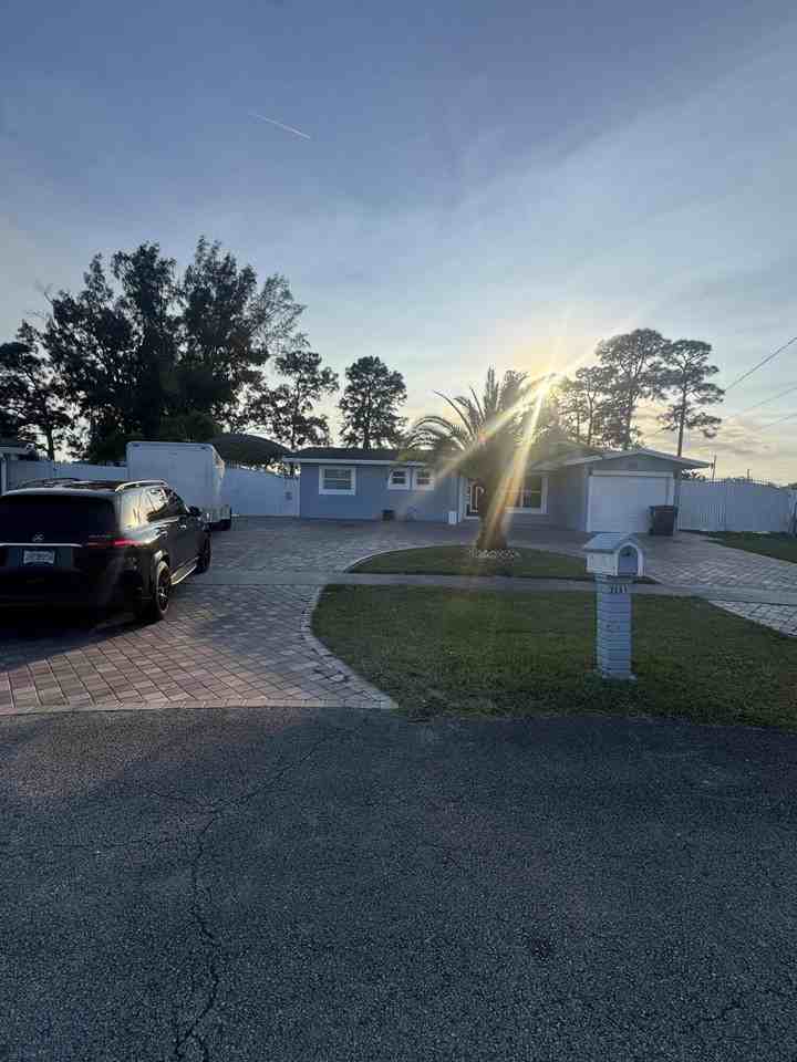 2591 Rosehaven Rd - Photo 3 of 40