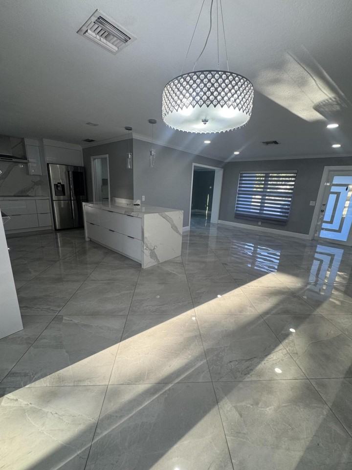 2591 Rosehaven Rd - Photo 6 of 40