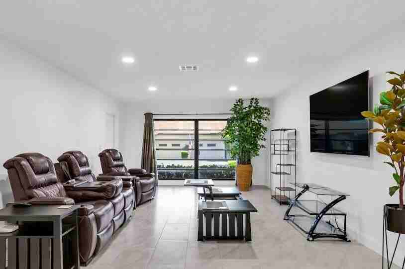 4857 Dovewood Ter #A - Photo 4 of 16