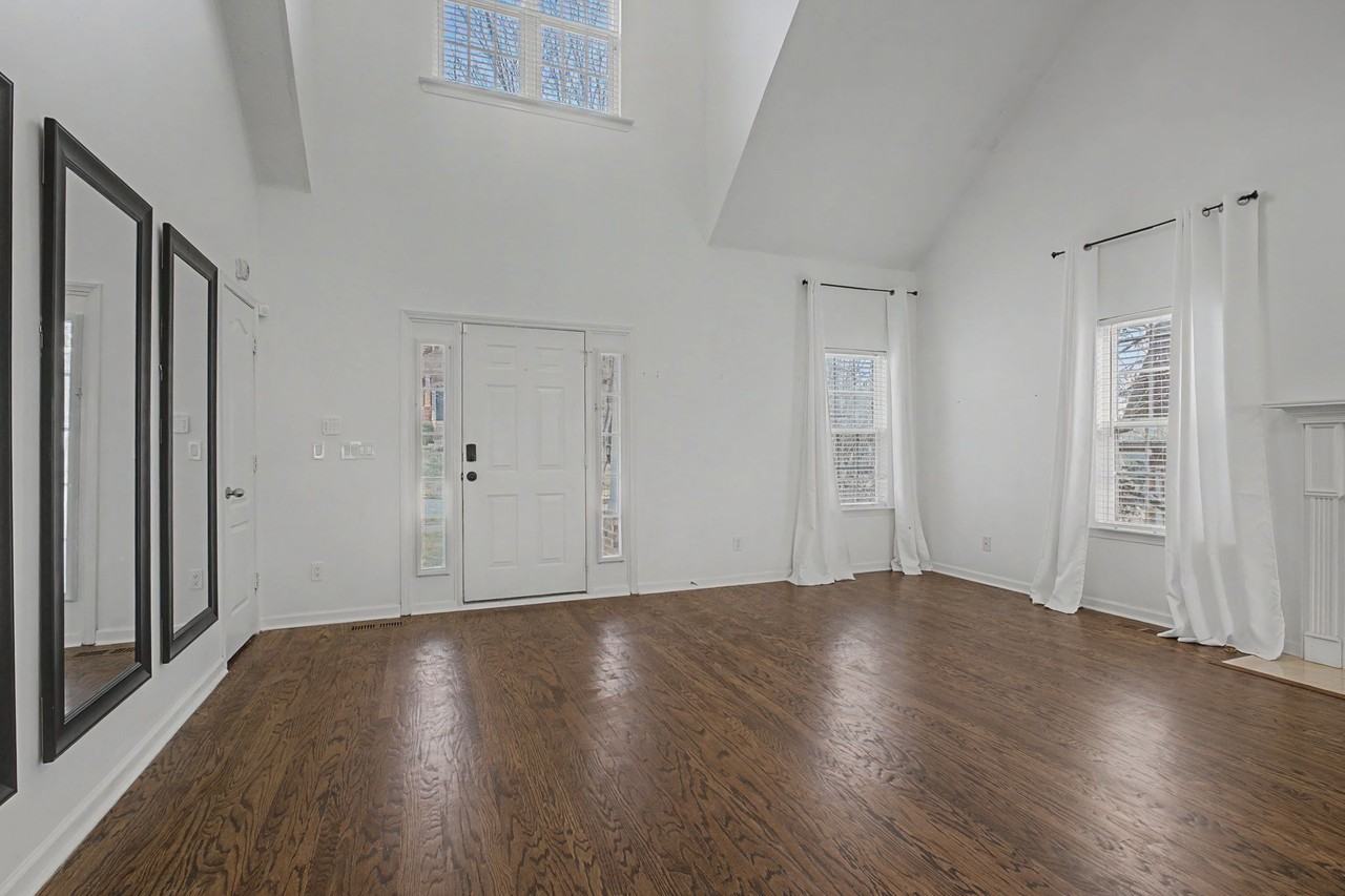 1857 Woodland Pointe Dr #1 - Photo 6 of 40