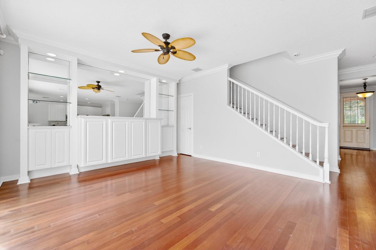 2625 E Community Dr - Photo 6 of 44