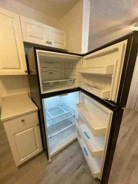 2971 Nw 11th St - Photo 4 of 12