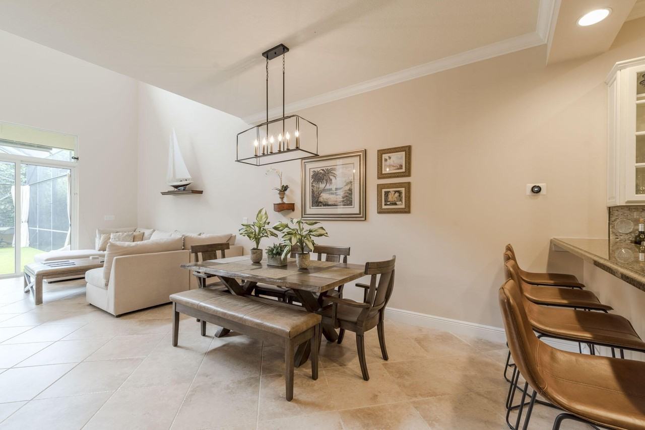 106 Renaissance Dr - Photo 4 of 29