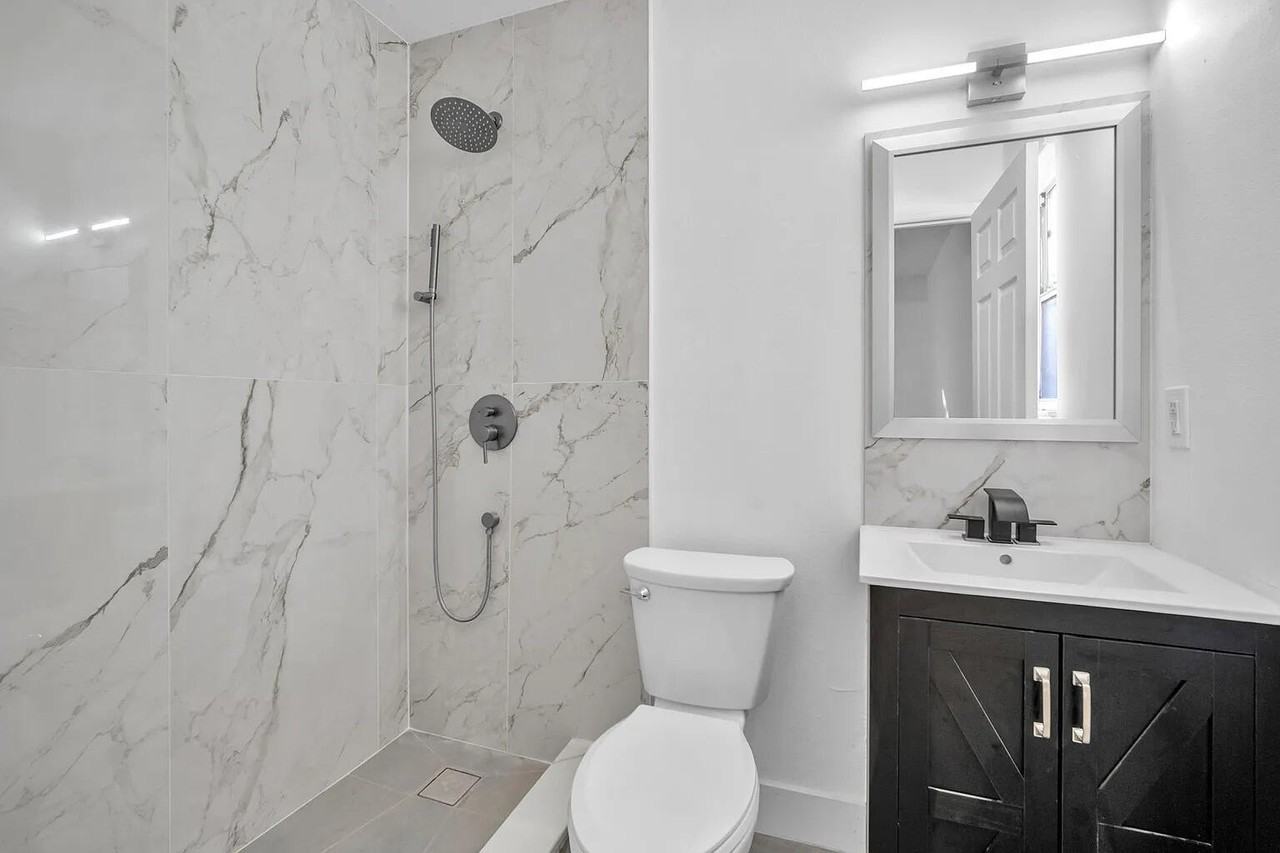 719 Sw 10th St - Photo 6 of 11