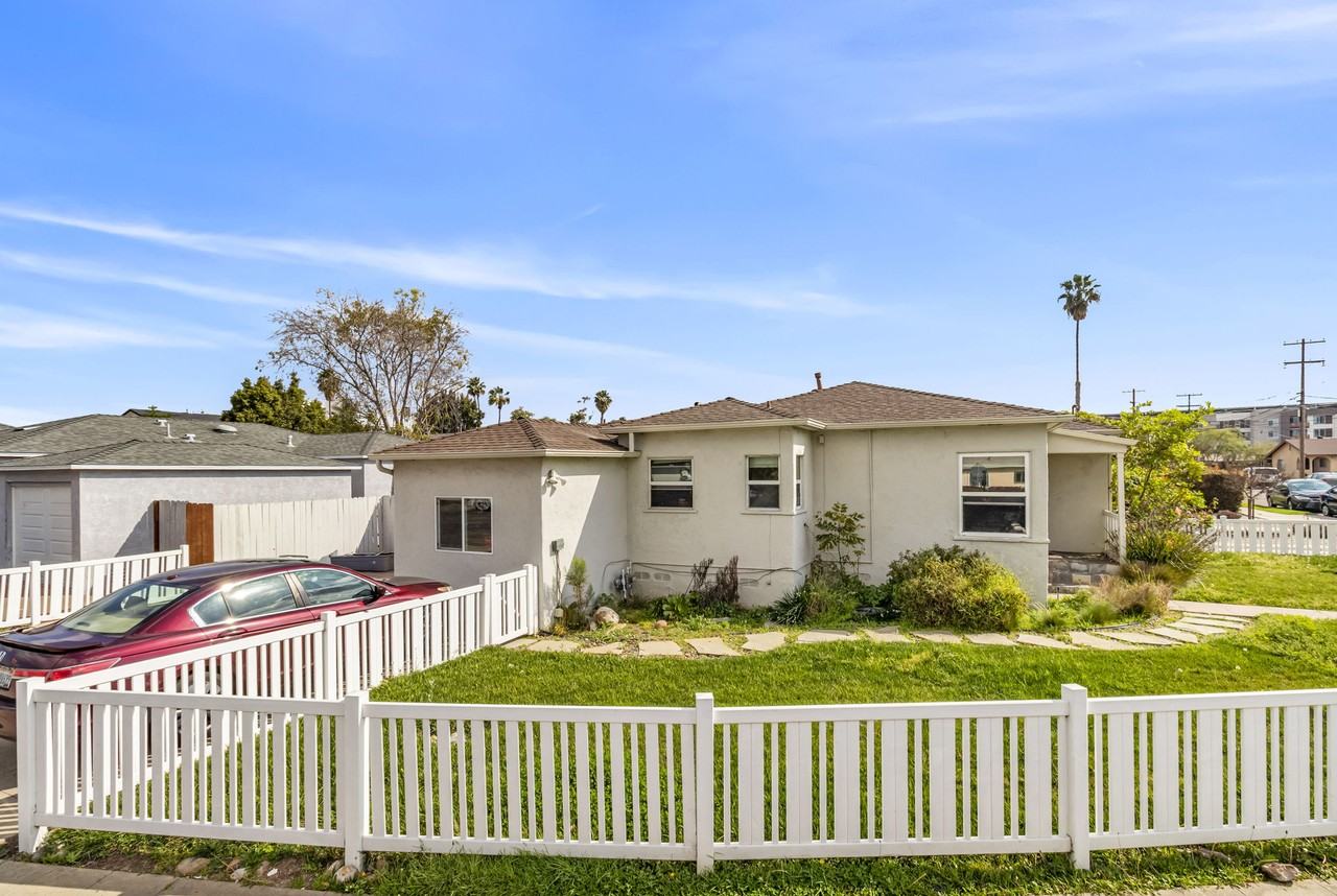 4771 Choctaw Dr #1 - Photo 3 of 19