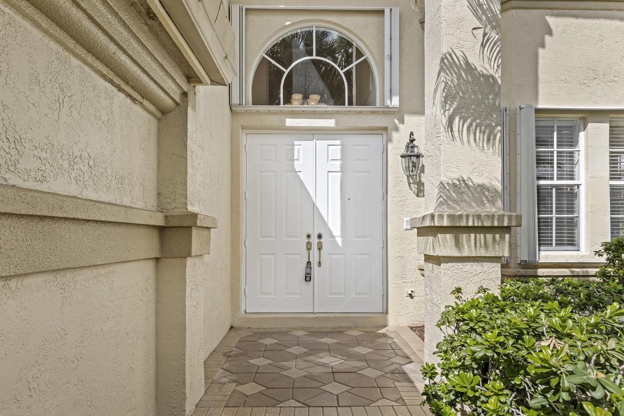 6597 Marbletree Ln - Photo 5 of 50