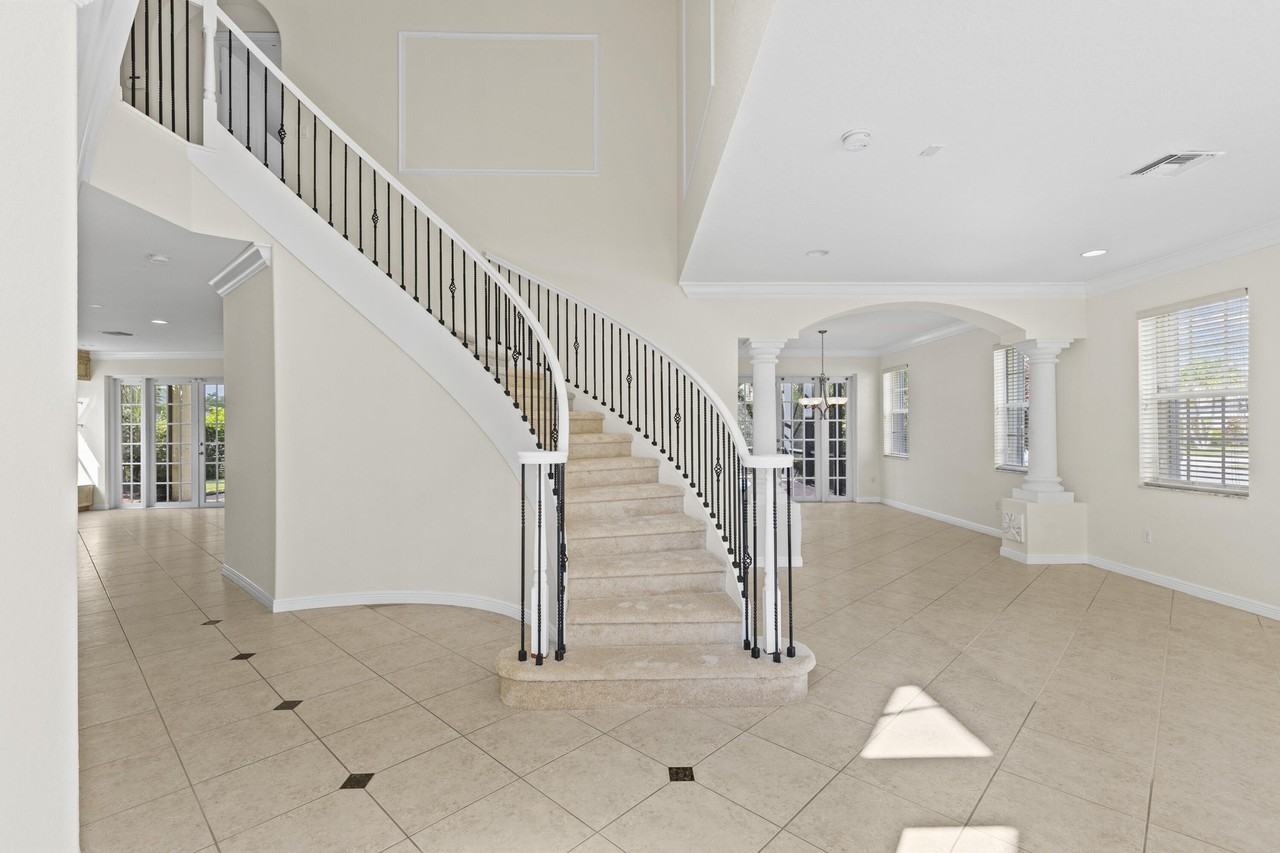 6597 Marbletree Ln - Photo 7 of 50