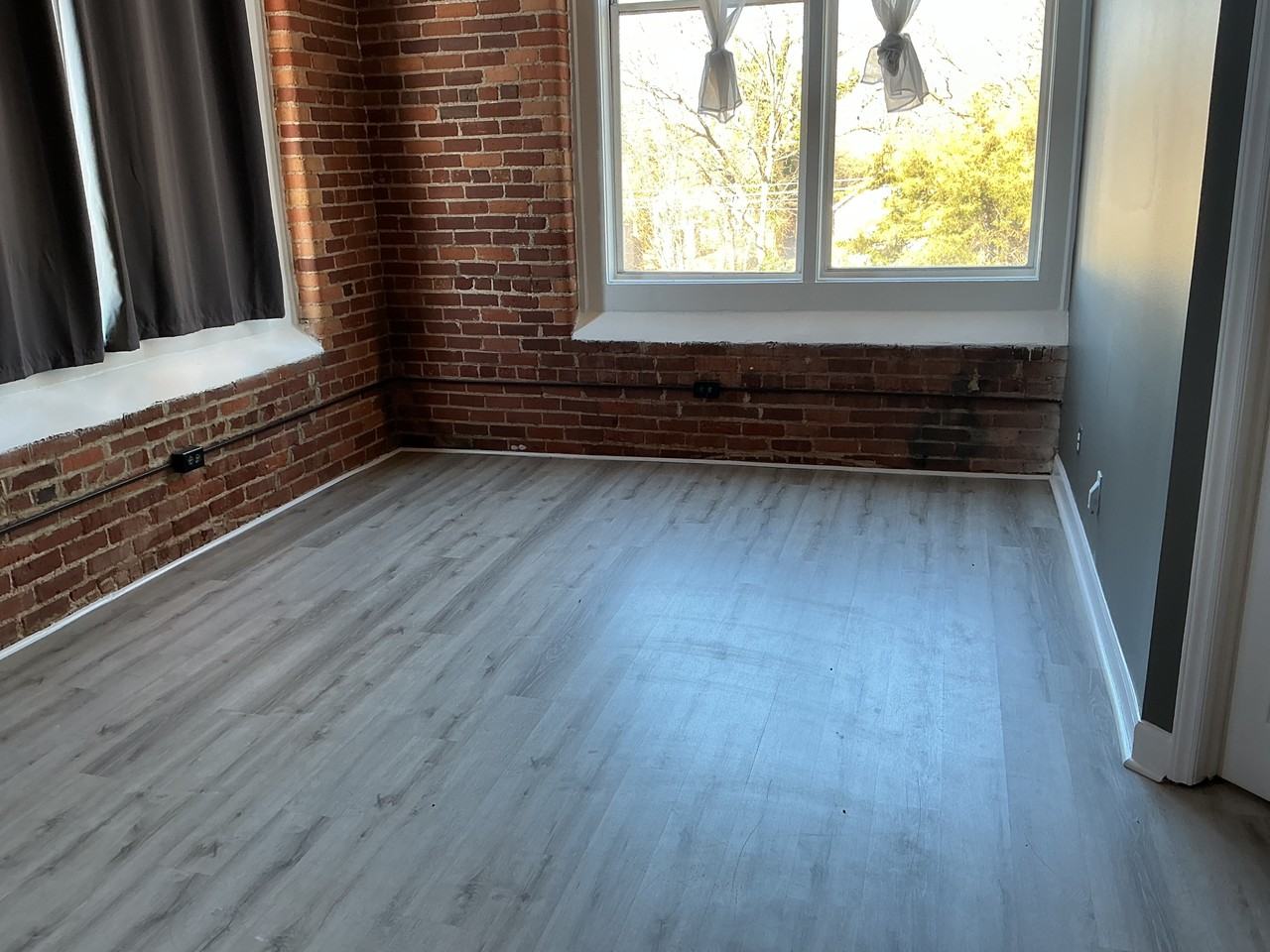 201 South Hoskins Road - 236Unit 236 #236 - Photo 6 of 12