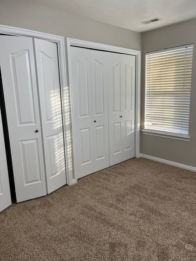 879 Liberty Ln #1 - Photo 4 of 10