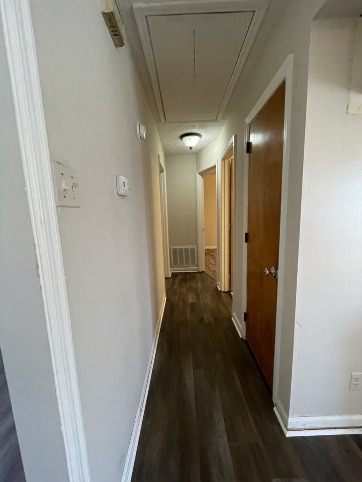 41 Salem Rd #B - Photo 3 of 6