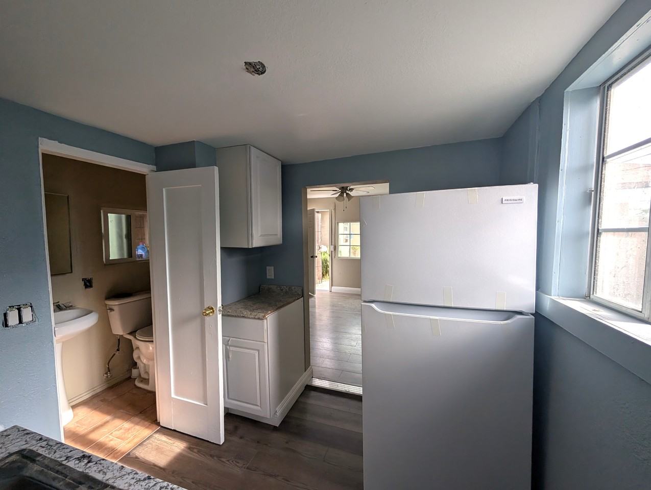 1018 Lucas St #1 - Photo 4 of 9