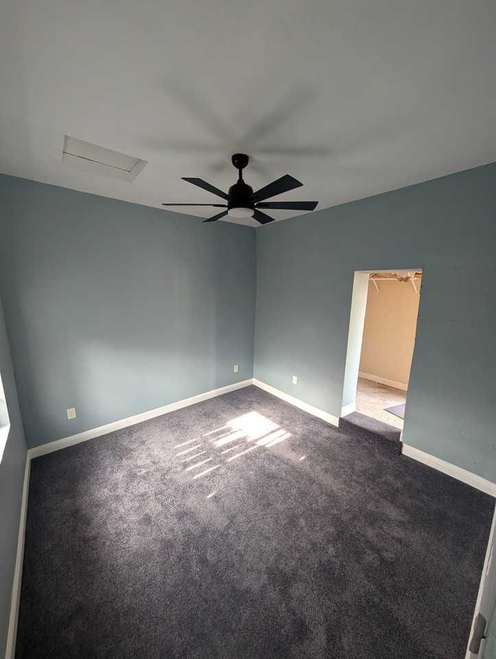 1018 Lucas St #1 - Photo 5 of 9