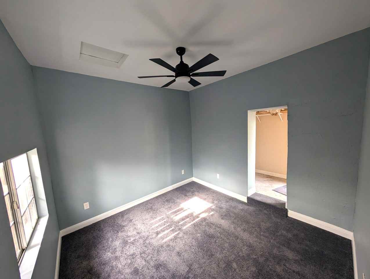 1018 Lucas St #1 - Photo 6 of 9