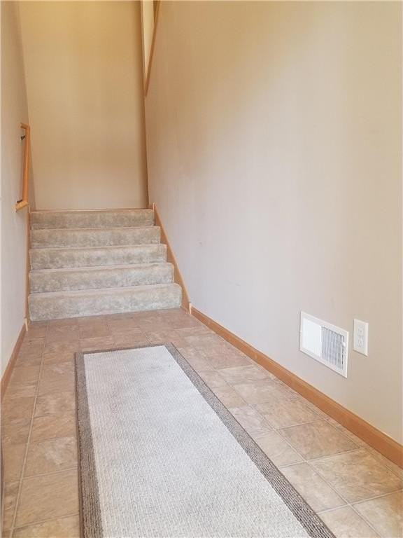 11898 Emery Village Dr N - Photo 4 of 20