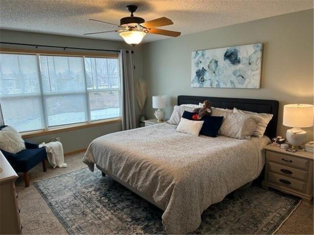 12117 Yancy St Ne #C - Photo 7 of 26