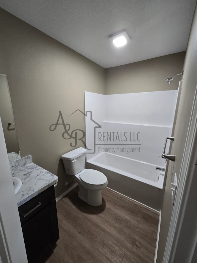 213 W Forest St #1 - Photo 6 of 14