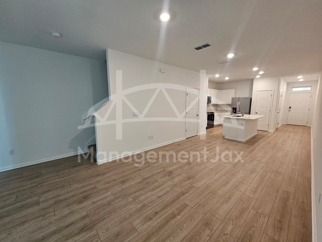 5914 Ortega Lake Dr #1 - Photo 5 of 18