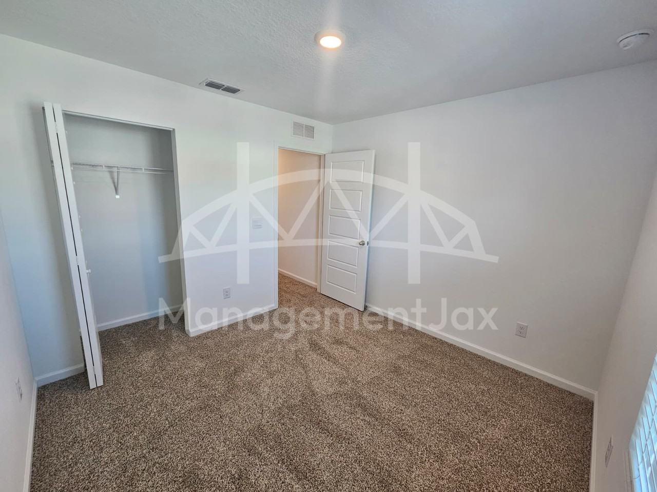 5914 Ortega Lake Dr #1 - Photo 7 of 18