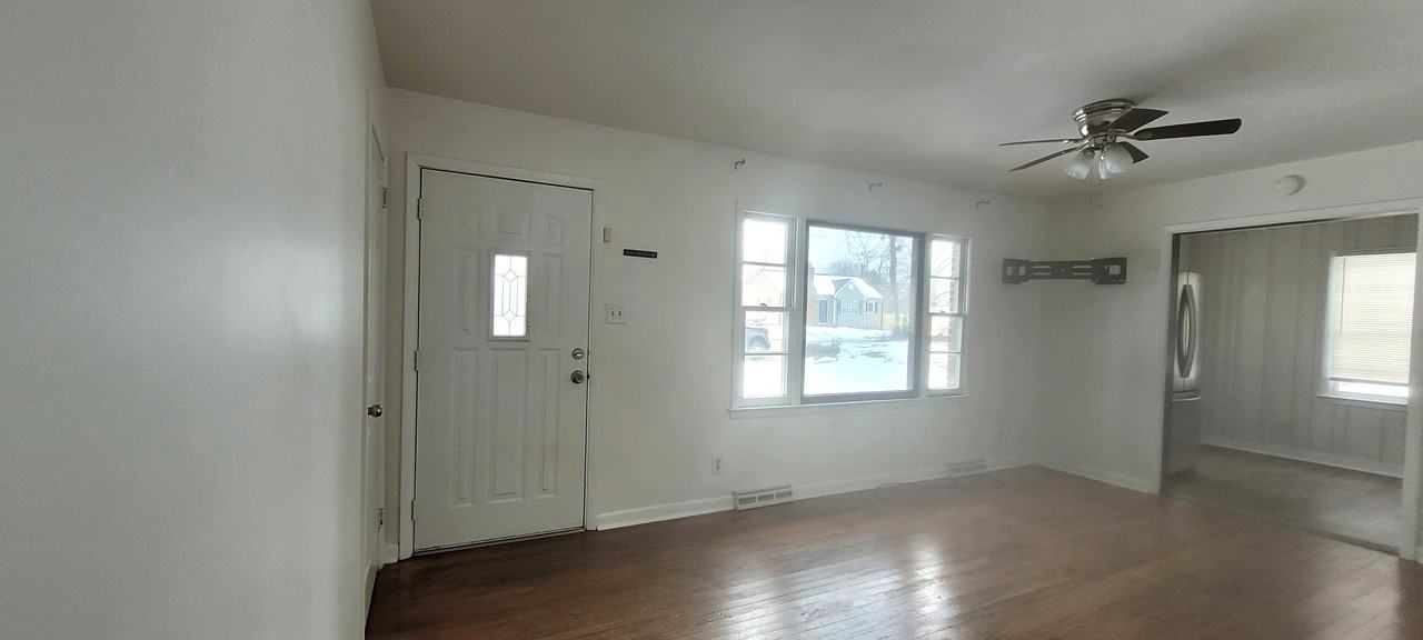 1907 Apex Pl #1 - Photo 7 of 19