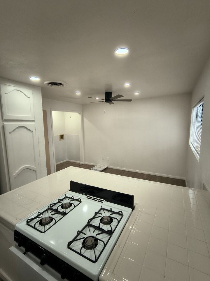9015 Campo Rd #9015 - Photo 3 of 18