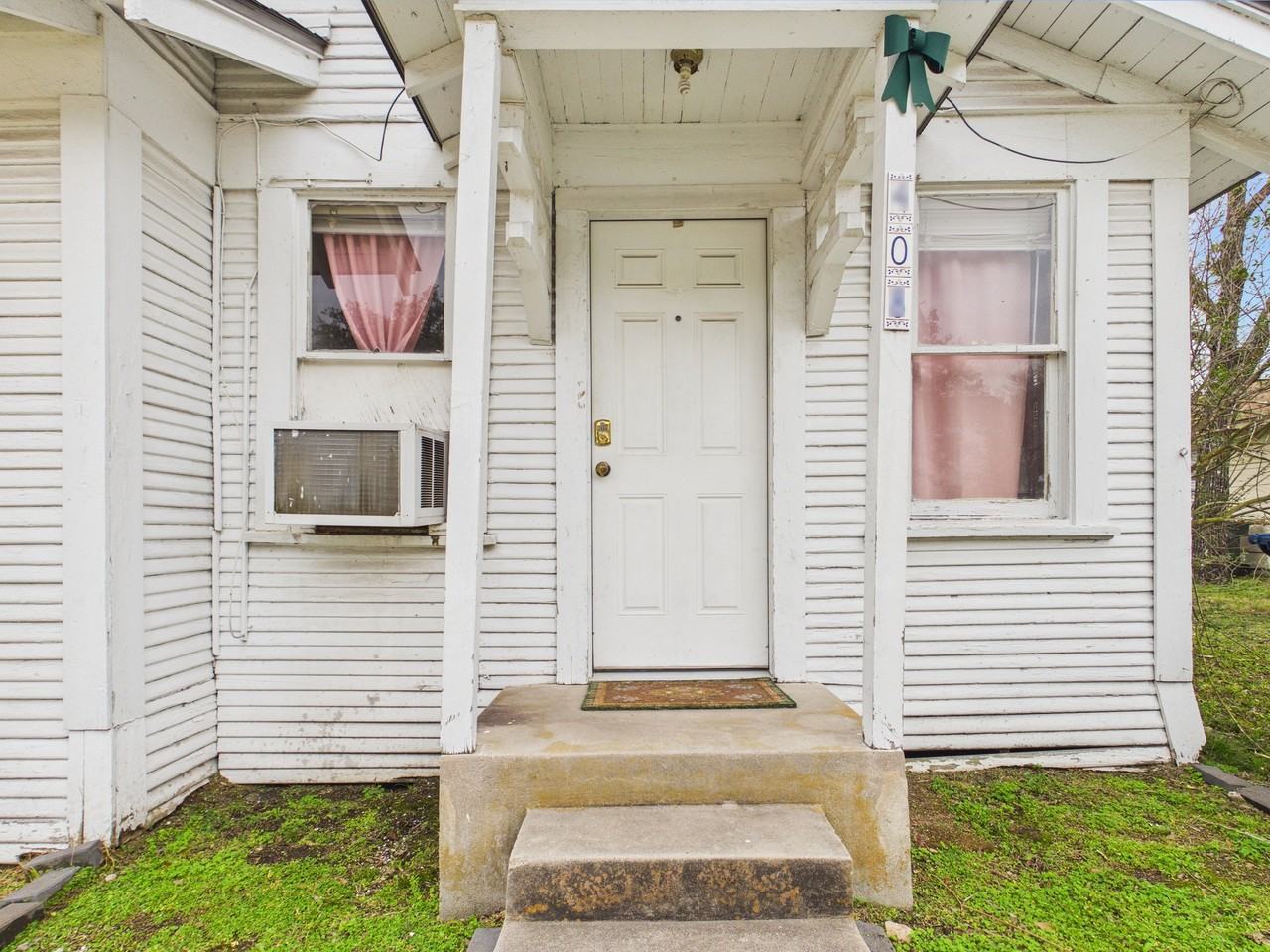 408 Fairview Ave #1 - Photo 3 of 4