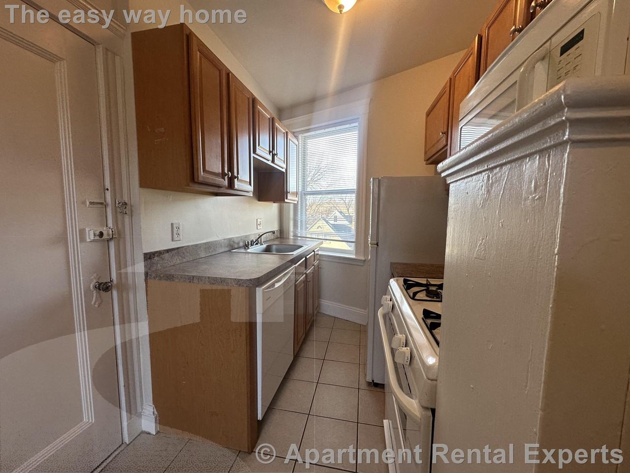 30 Langdon St #16 - Photo 2 of 13