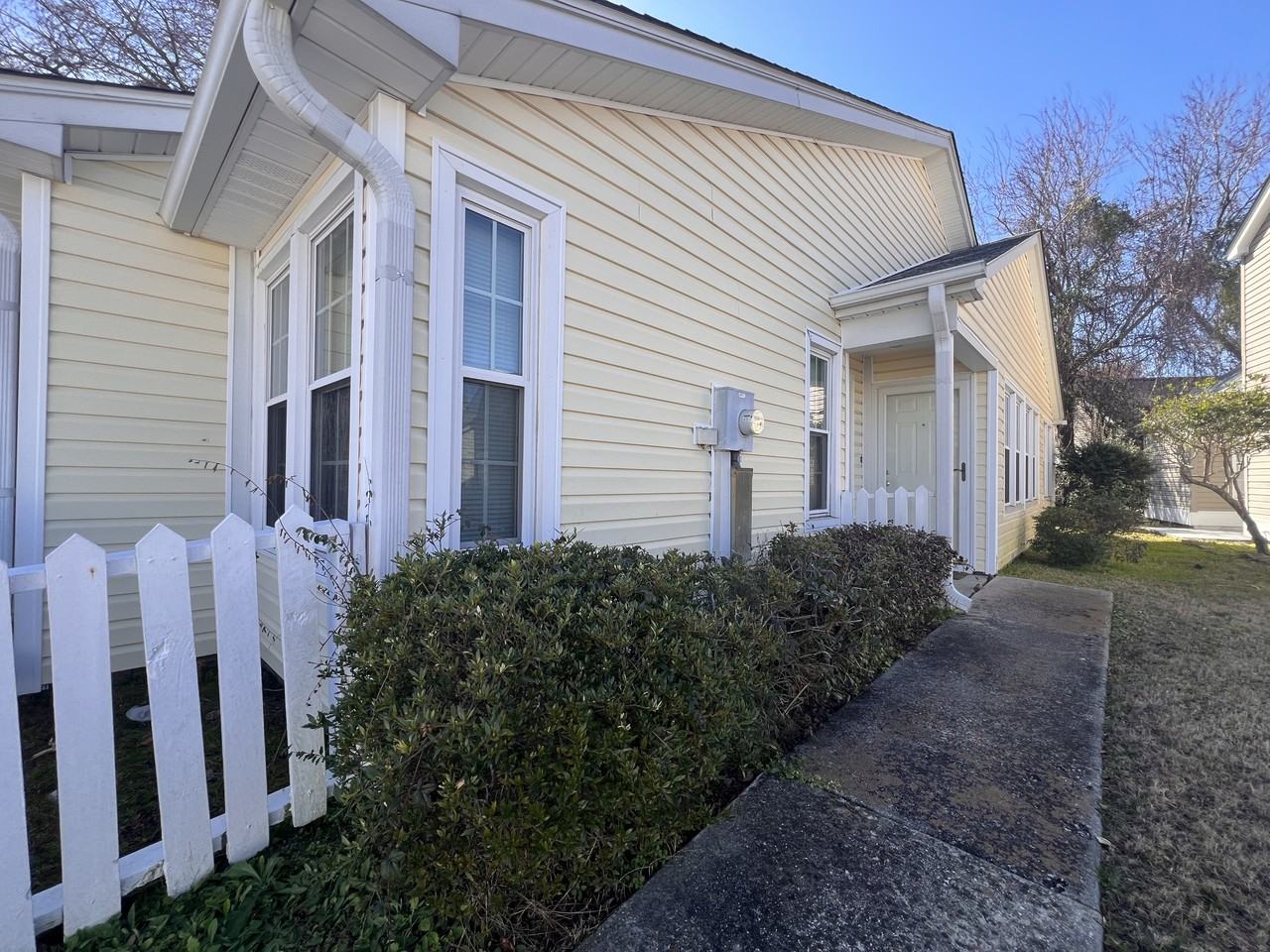 117 Whitehaven Ct #1 - Photo 2 of 12