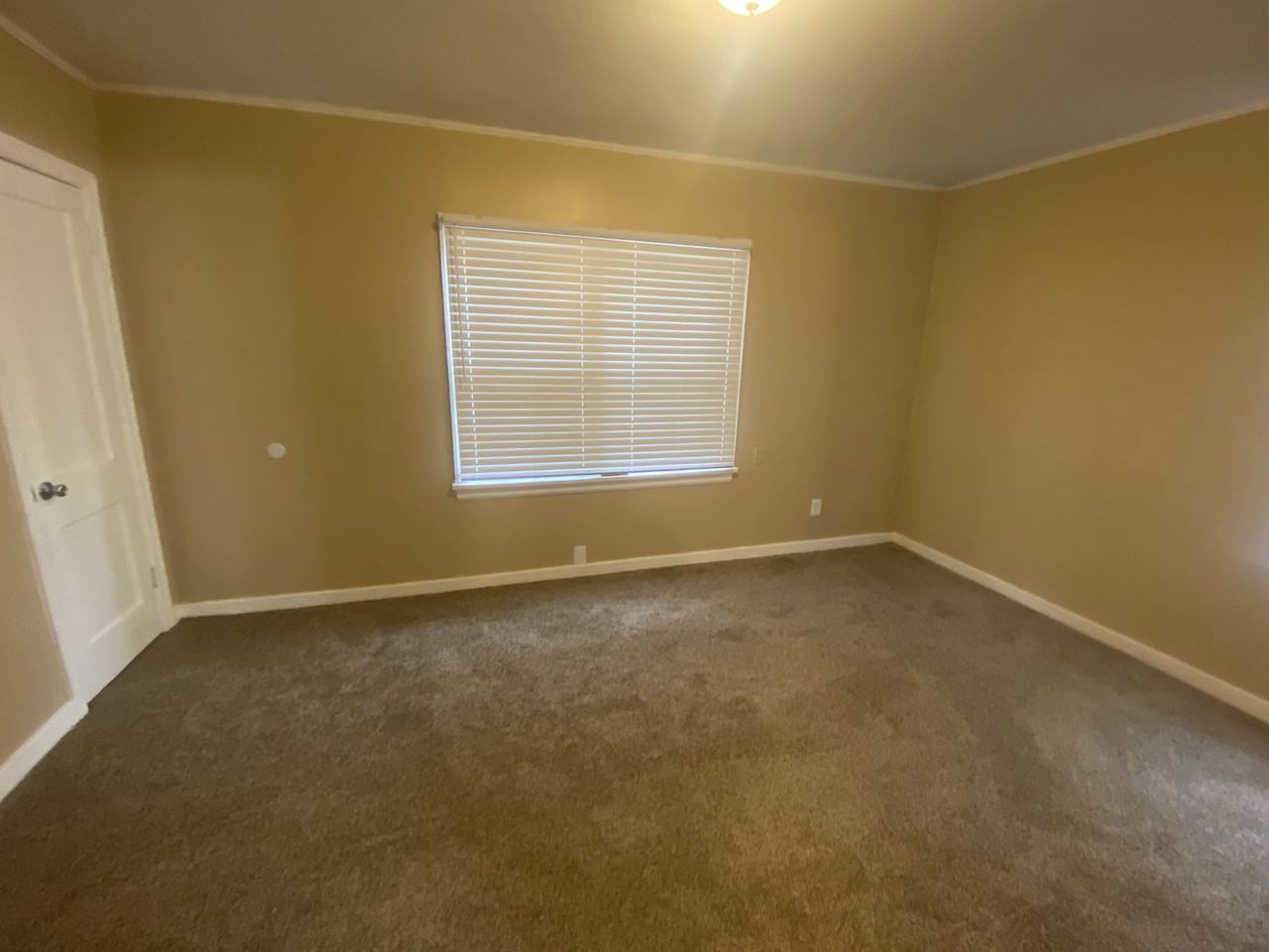 154 Dobbs Ave #1 - Photo 6 of 9