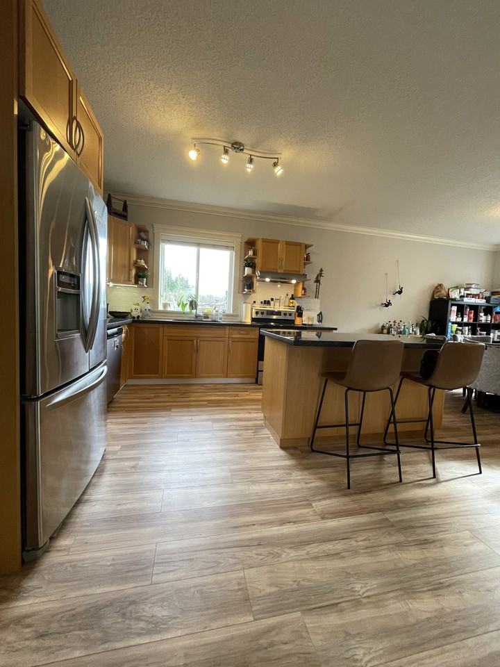 24515 124 Ave #LUO - Photo 3 of 26