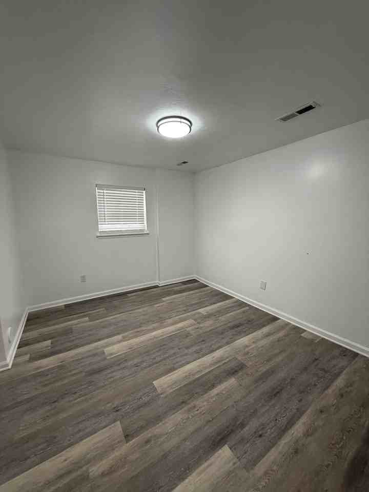 62 Birchwood Ln #62C - Photo 6 of 8