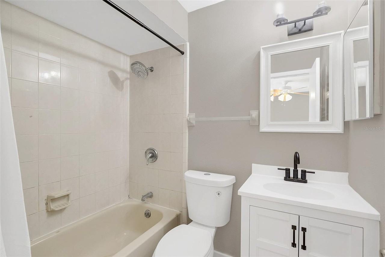 2734 Coral Reef Dr #1 - Photo 5 of 20