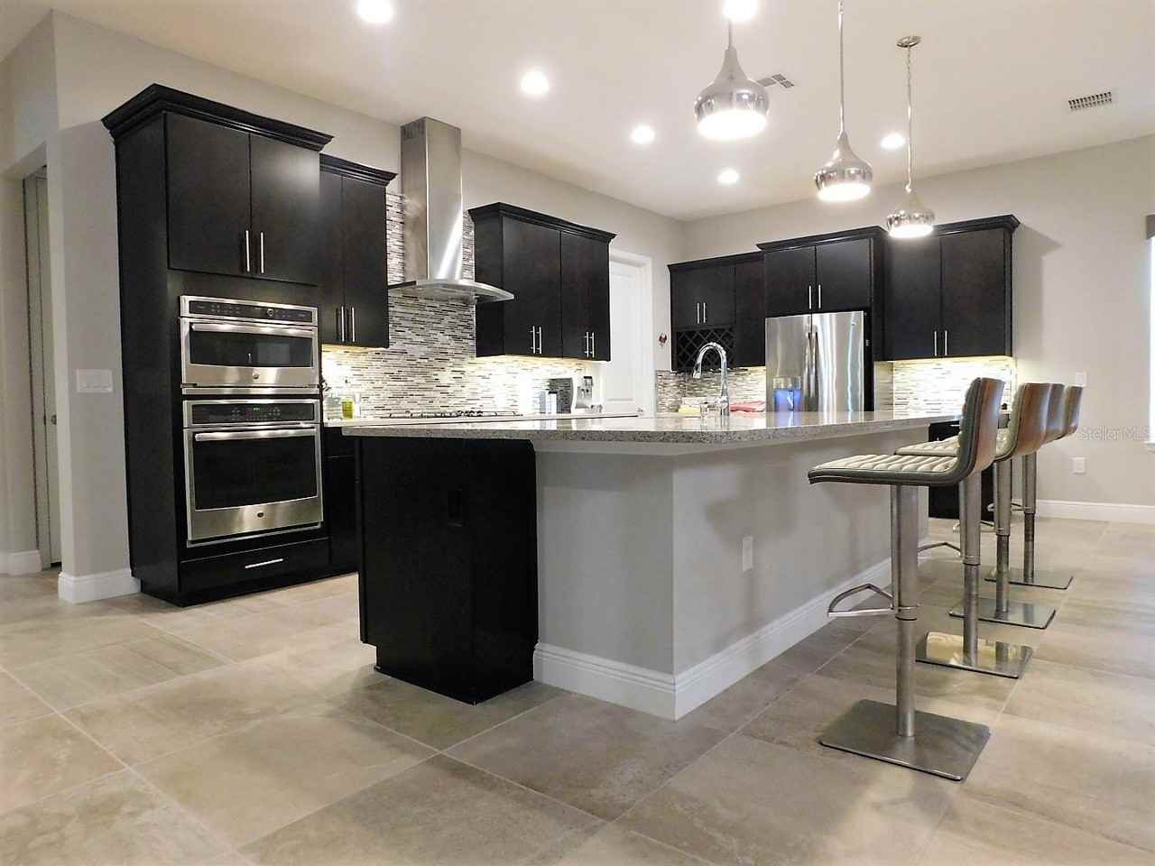 15532 Sweet Orange Ave #1 - Photo 2 of 20