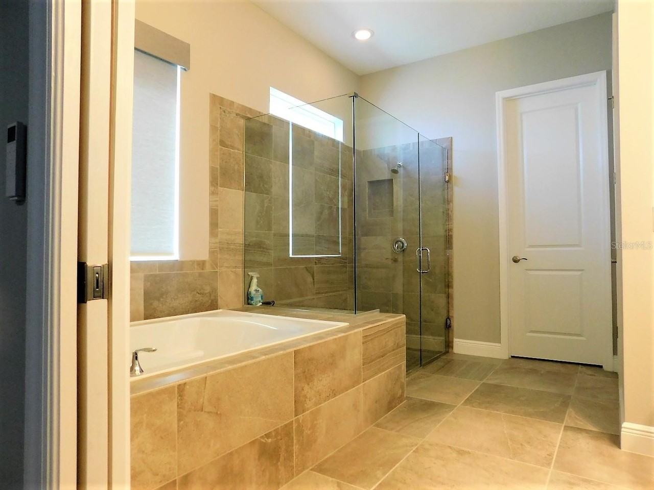 15532 Sweet Orange Ave #1 - Photo 7 of 20
